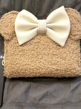 Disney Minnie Mouse Sherpa Loungefly Wallet